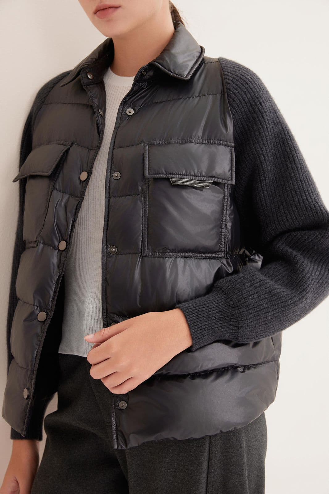 Kurtka puchowa z wełnianymi rękawami